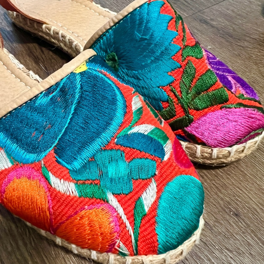 Colorful Embroidered Women's Espadrilles Embroidered